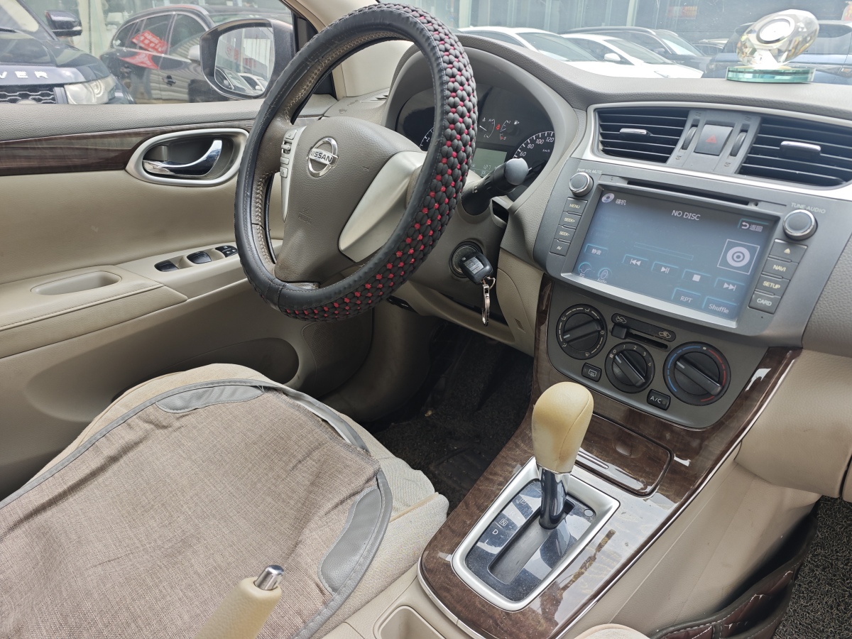 日產(chǎn) 軒逸  2012款 1.6XL CVT豪華版圖片