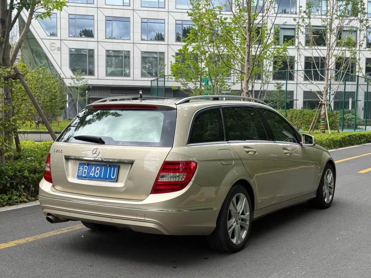 奔馳 奔馳C級  2011款 C 200 時尚旅行版圖片