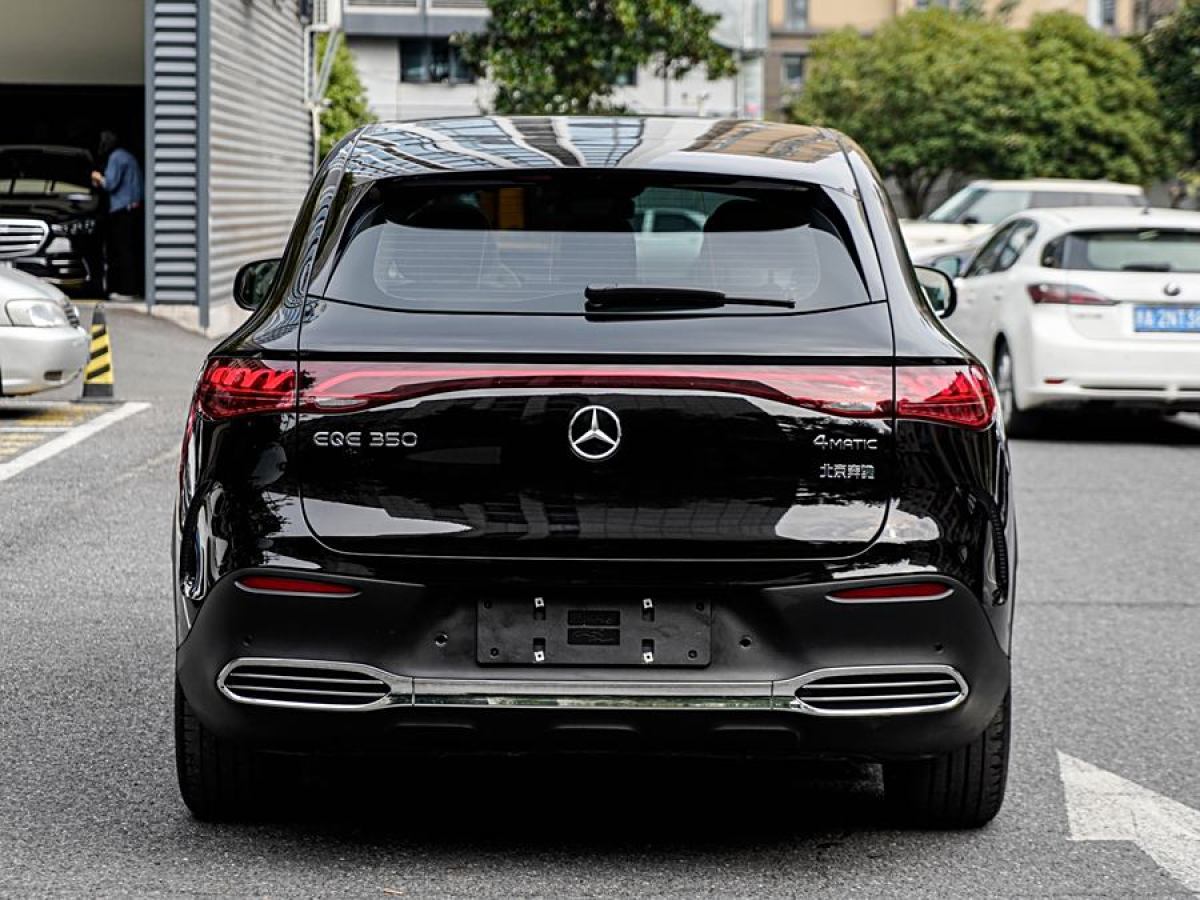 奔馳 奔馳EQE SUV  2023款 350 4MATIC 豪華版圖片