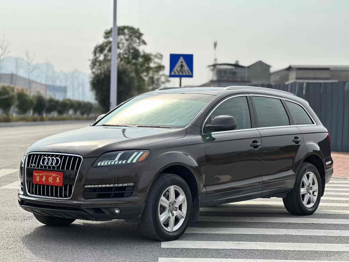 奧迪 奧迪Q7  2014款 35 TFSI 運(yùn)動型圖片