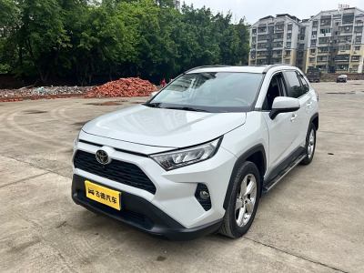 2021年3月 豐田 RAV4榮放 2.0L CVT兩驅(qū)風(fēng)尚版圖片