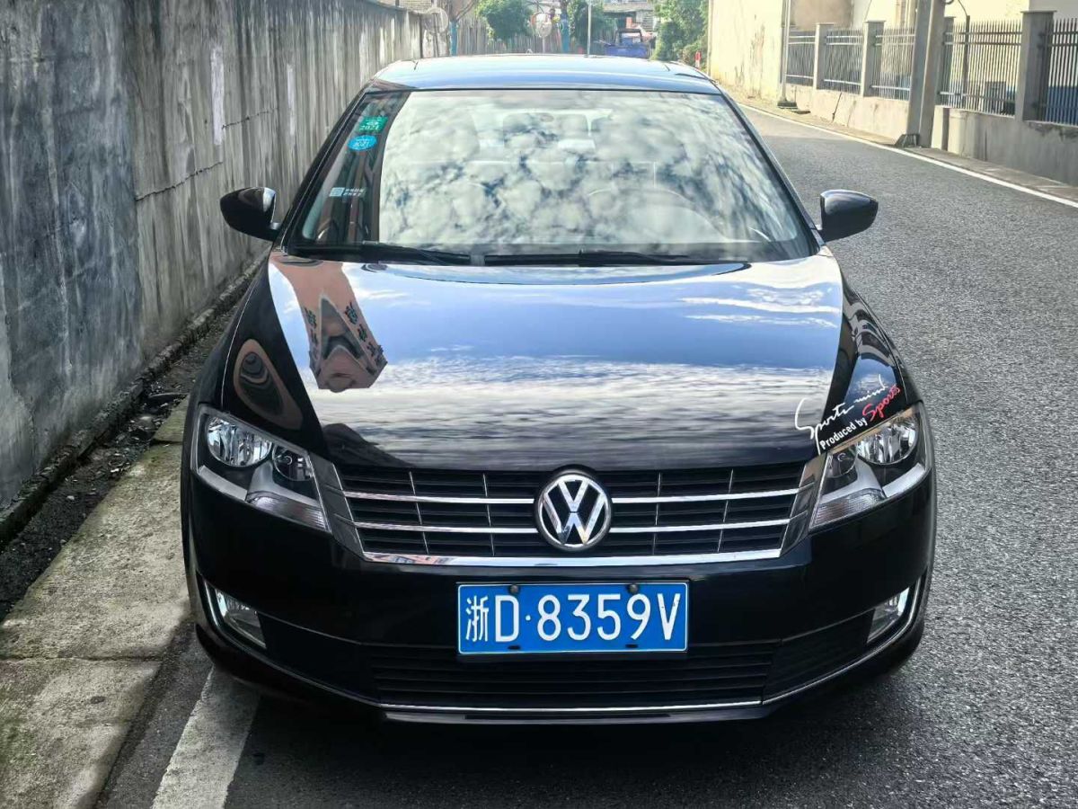 大眾 朗逸  2013款 1.4TSI DSG豪華導(dǎo)航版圖片
