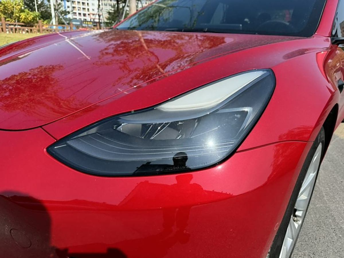 特斯拉 Model 3  2022款 改款 后輪驅(qū)動版圖片