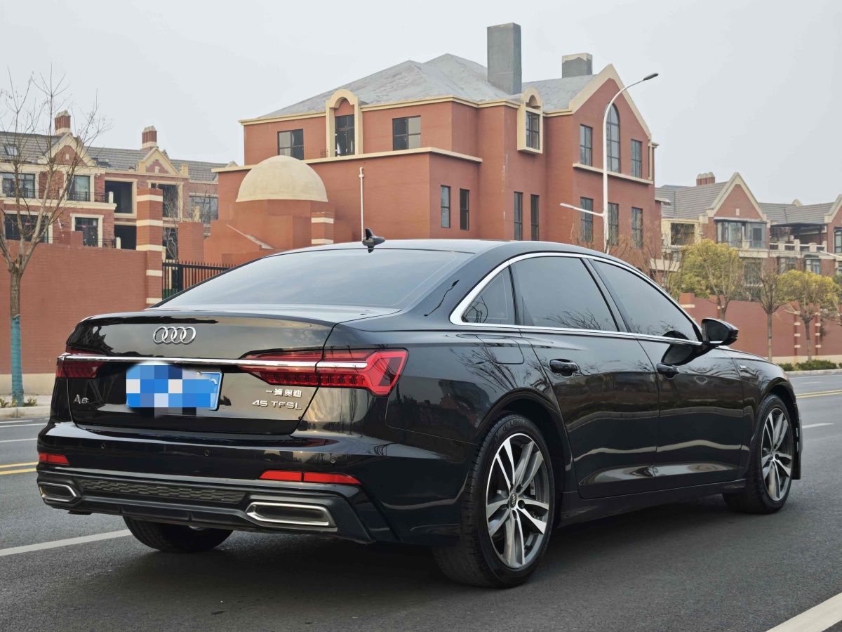 奧迪 奧迪A6L  2023款 改款 40 TFSI 豪華動感型圖片