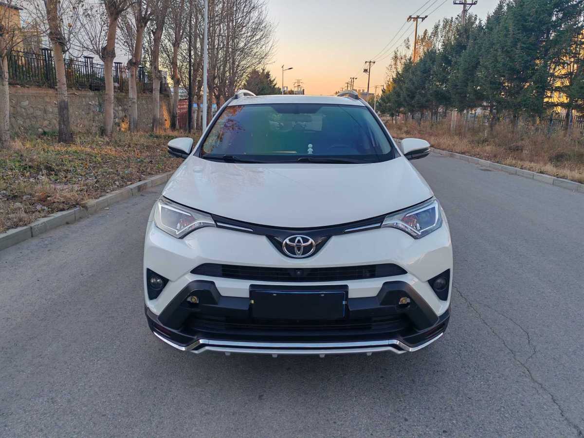 2018年2月豐田 RAV4  2016款 榮放 2.0L CVT兩驅(qū)舒適版