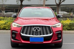 英菲尼迪QX55 英菲尼迪 2.0T 四驱耀动版