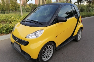 fortwo smart 1.0 MHD 硬顶新年特别版