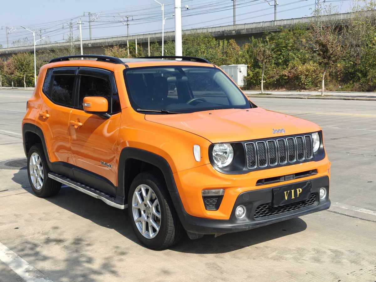 Jeep 自由俠  2019款 220T 自動(dòng)領(lǐng)先版圖片