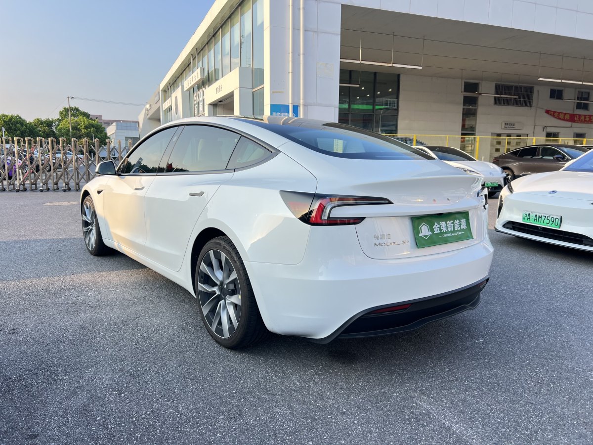 2024年1月特斯拉 Model 3  2023款 長續(xù)航煥新版 雙電機(jī)全輪驅(qū)動