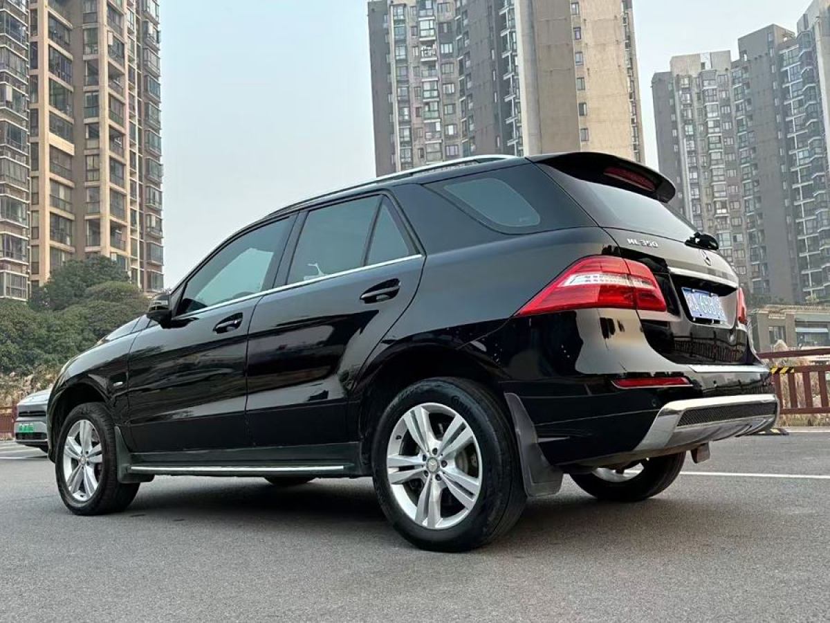 2014年10月奔馳 奔馳M級(jí)  2014款 ML 320 4MATIC