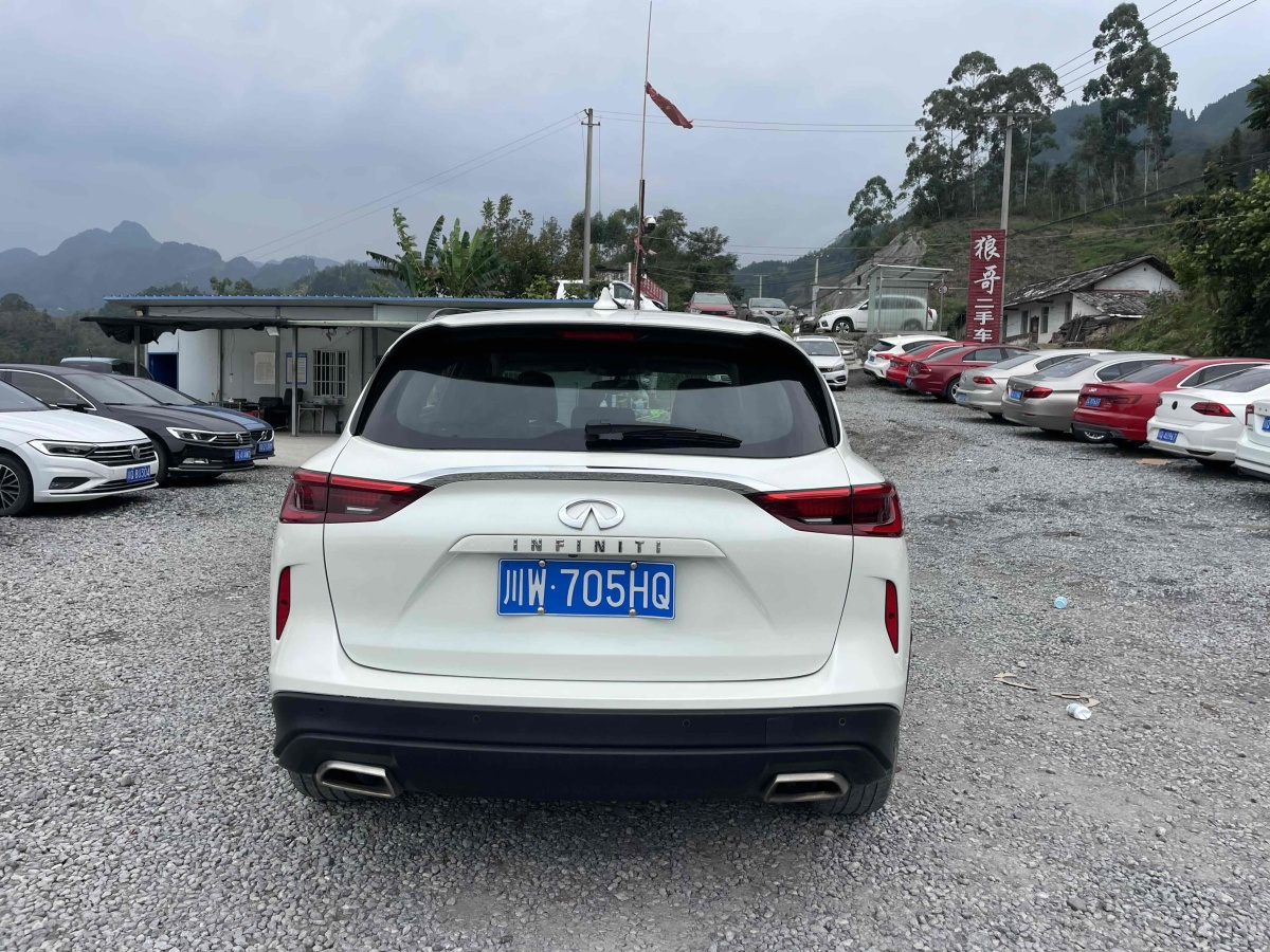 2019年1月英菲尼迪 QX50  2018款 QX50 2.0T CVT兩驅(qū)時尚版