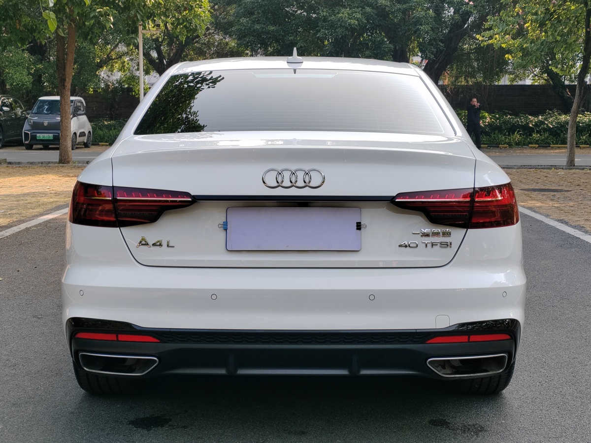 奧迪 奧迪A4L  2023款 40 TFSI 豪華動(dòng)感型圖片