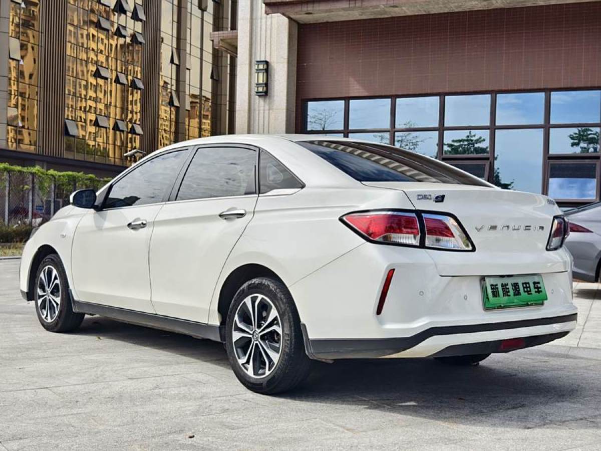 啟辰 D60EV  2020款 標(biāo)準(zhǔn)續(xù)航舒適版圖片