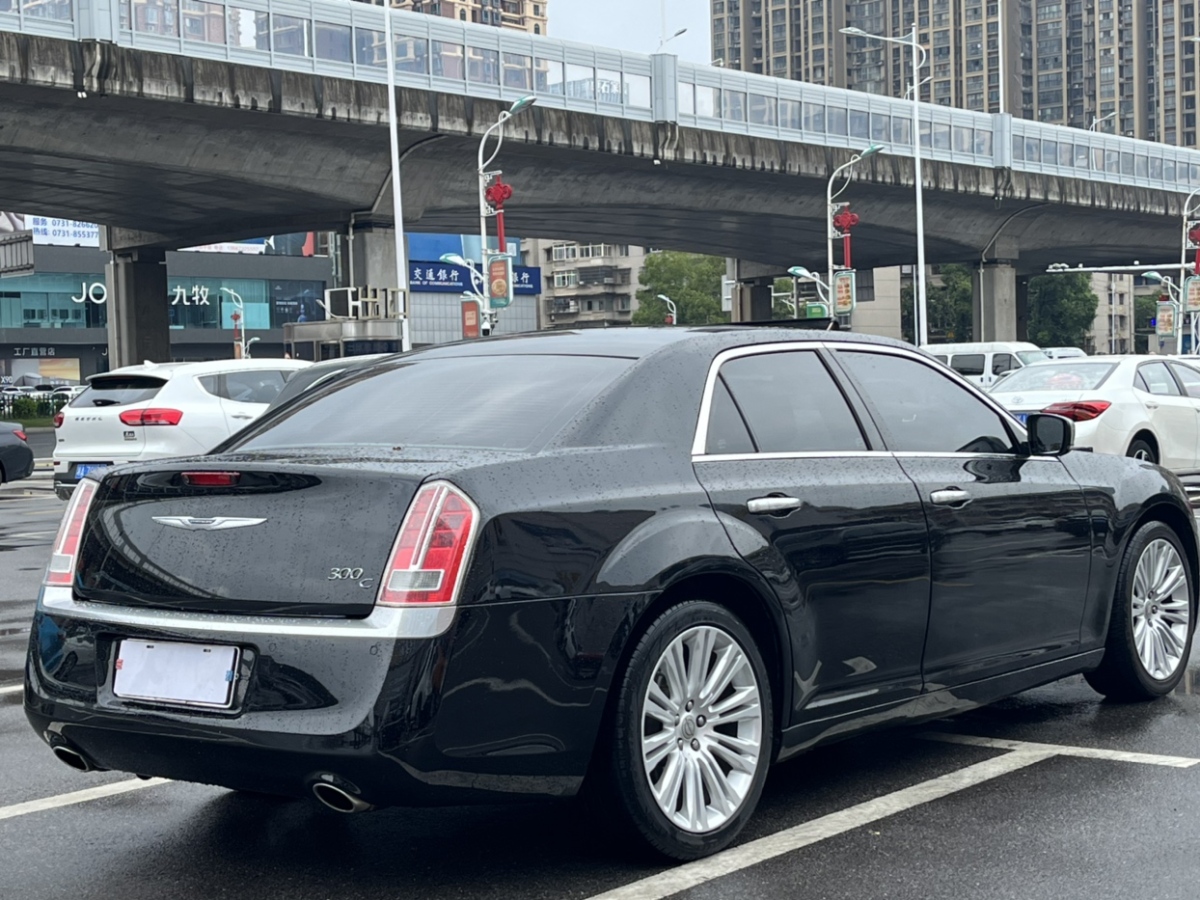 克萊斯勒 300C  2013款 3.6L 尊適版圖片