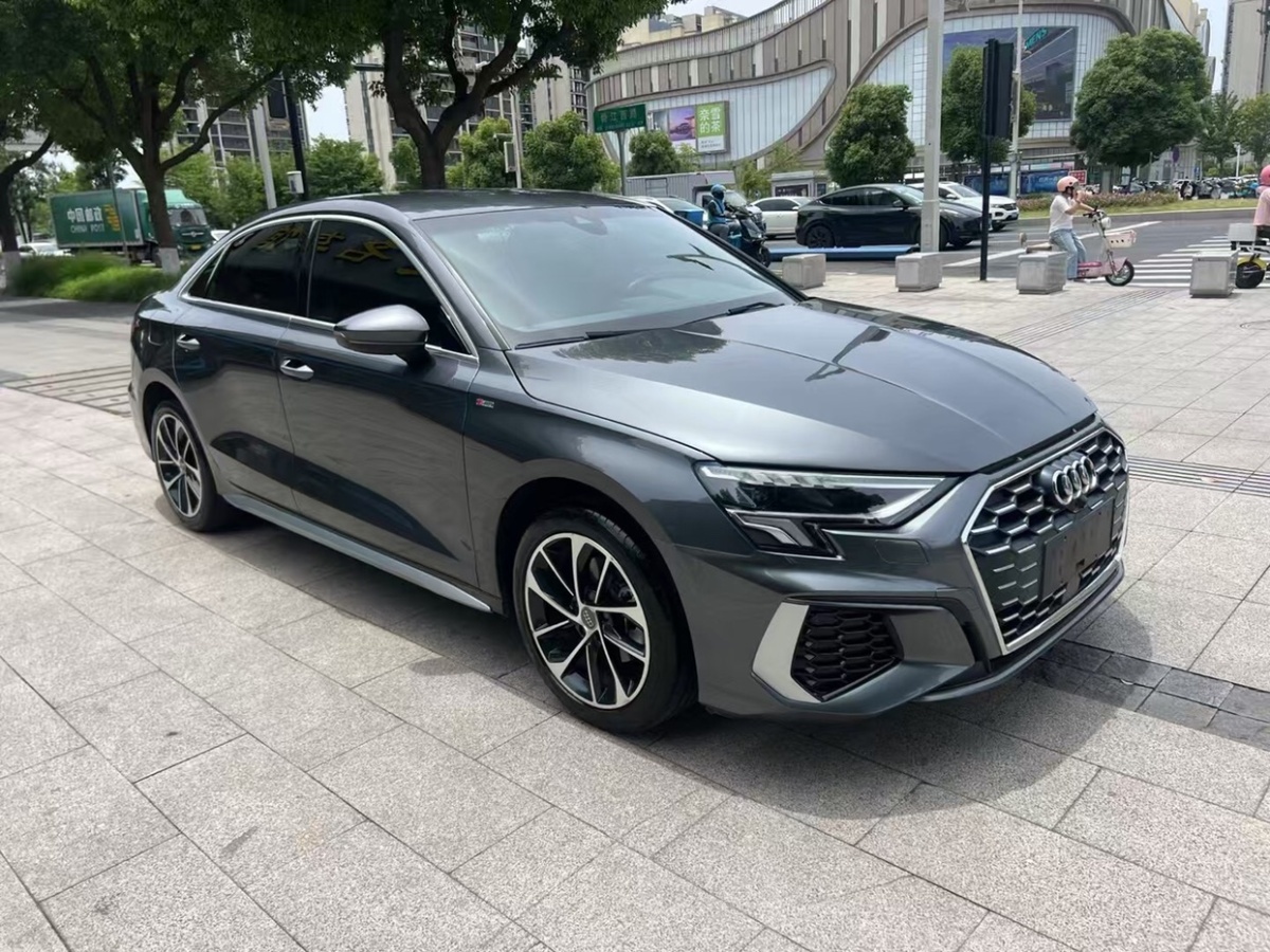 奧迪 奧迪A3  2021款 Sportback 35 TFSI 進(jìn)取致雅型圖片