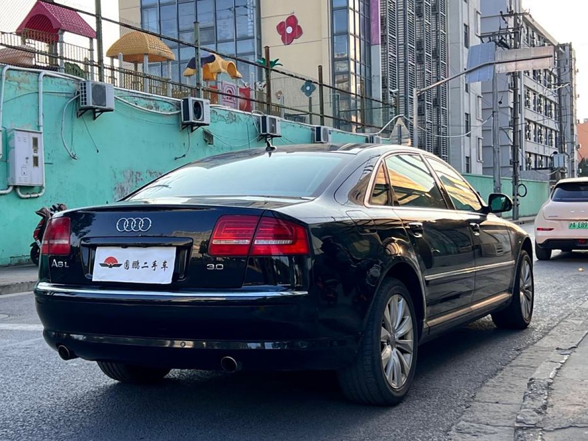 奧迪 奧迪A8  2009款 A8L 2.8 FSI 標(biāo)準(zhǔn)型圖片