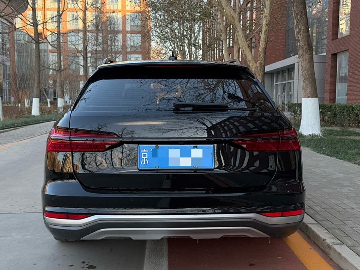 奧迪 奧迪A6  2020款 Allroad 探索家 55 TFSI 尊享越野型圖片