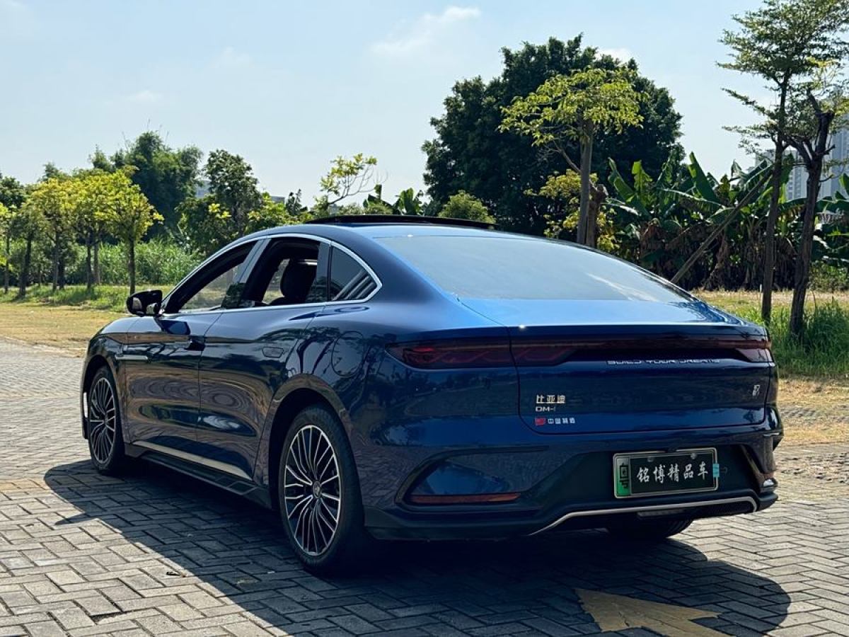 比亞迪 漢  2022款 DM-i 121KM 領(lǐng)航型圖片