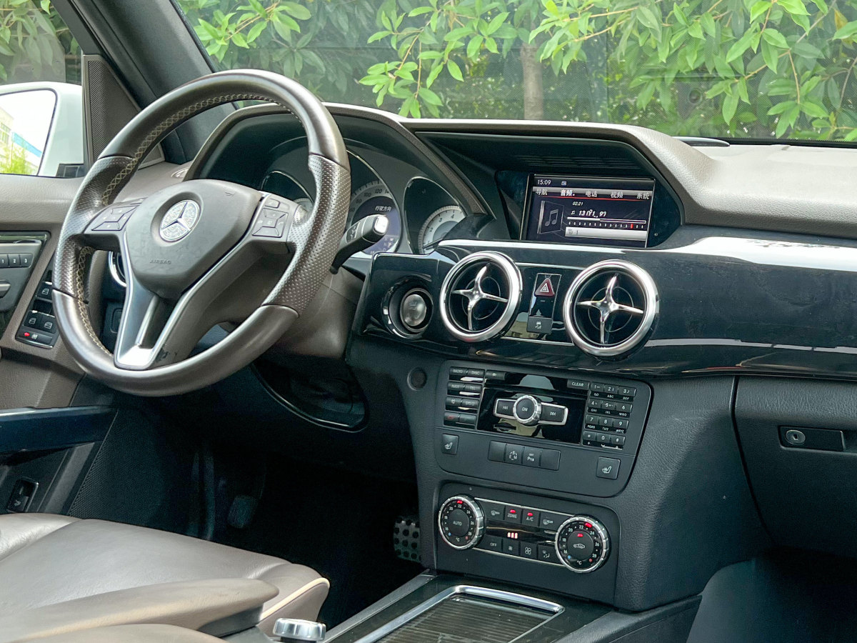 奔馳 奔馳GLK級  2013款 改款 GLK 300 4MATIC 豪華型圖片