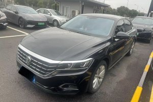 帕萨特 大众 330TSI 精英版