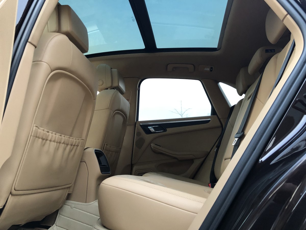 保時(shí)捷 Macan  2014款 Macan 2.0T圖片