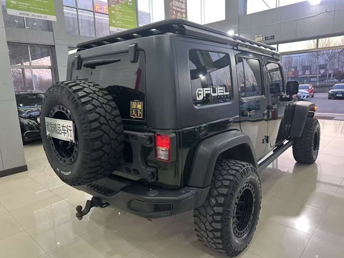 Jeep 牧馬人  2010款 3.8L Rubicon 四門版圖片