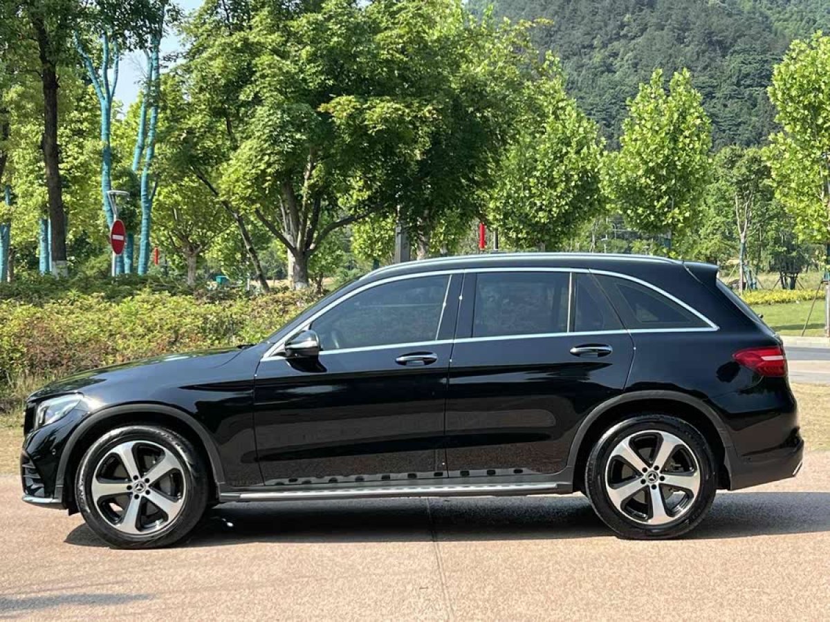 奔馳 奔馳GLC  2018款 改款 GLC 260 4MATIC 豪華型圖片