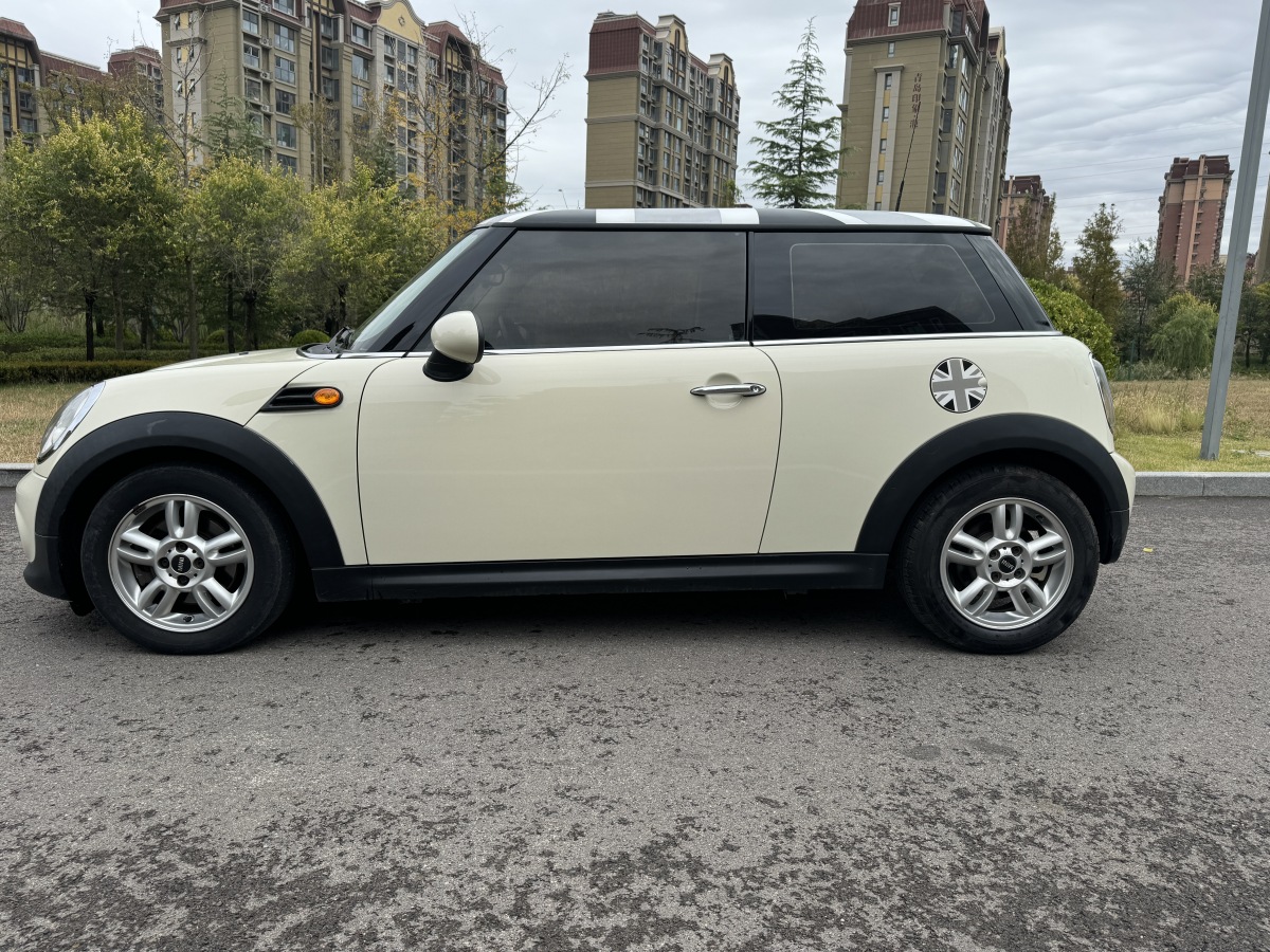 2014年2月MINI COUNTRYMAN  2011款 1.6L ONE