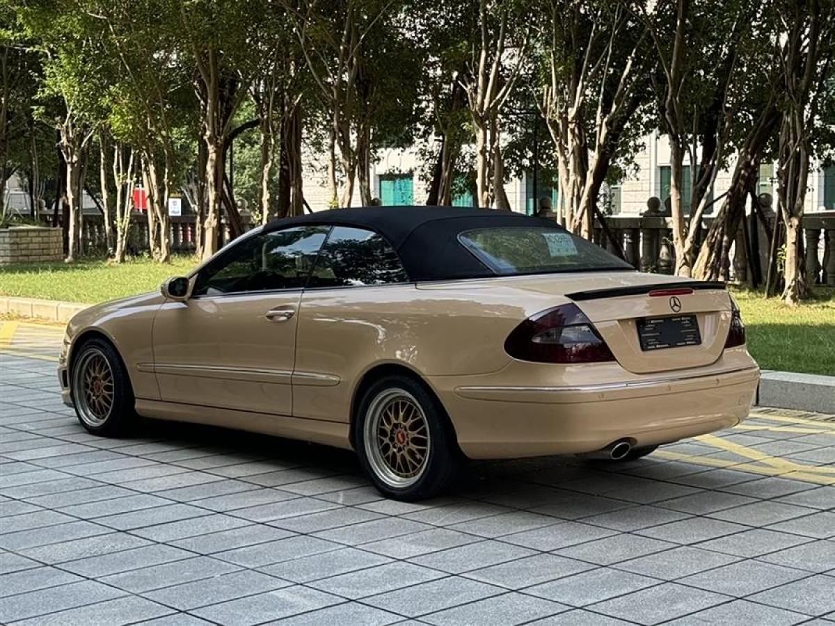 奔馳 奔馳CLK級(jí)  2006款 CLK 280 敞篷跑車圖片