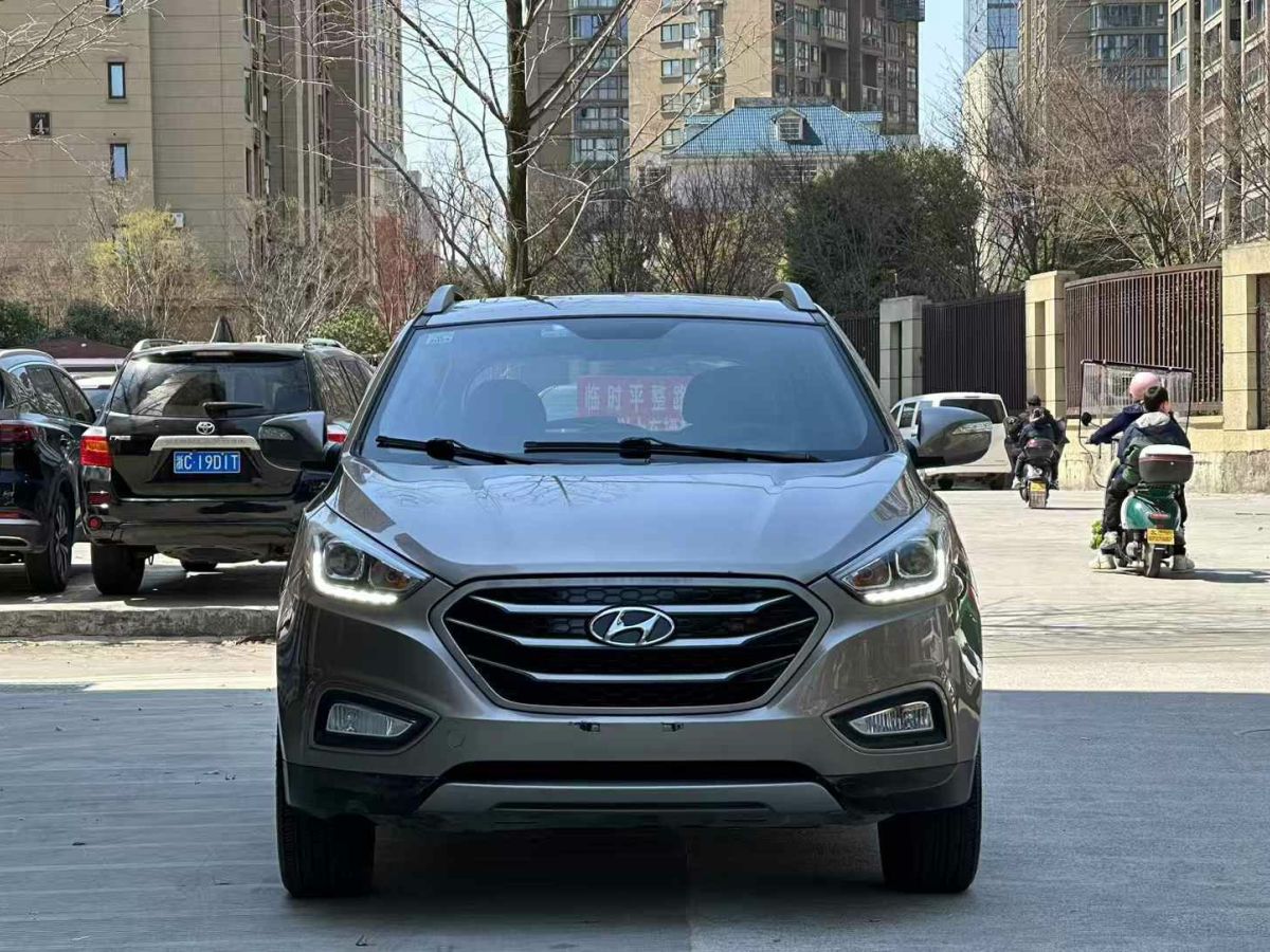 現(xiàn)代 ix35  2015款 2.0 GLS 四驅(qū)智能型圖片