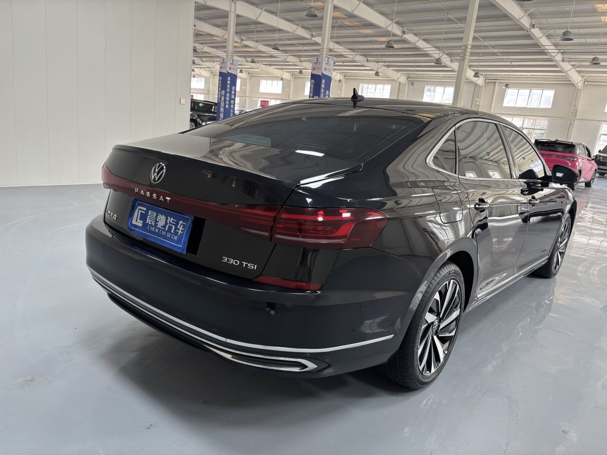 大眾 帕薩特  2023款 改款 330TSI 豪華版圖片