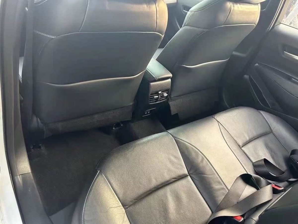 豐田 卡羅拉  2019款 1.2T S-CVT GL-i豪華版圖片