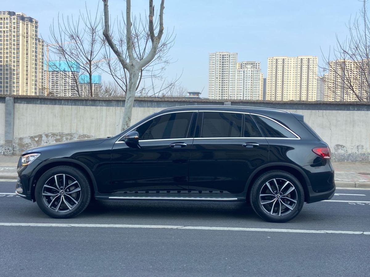 奔馳 奔馳GLC  2018款 改款 GLC 300 4MATIC 動感型圖片