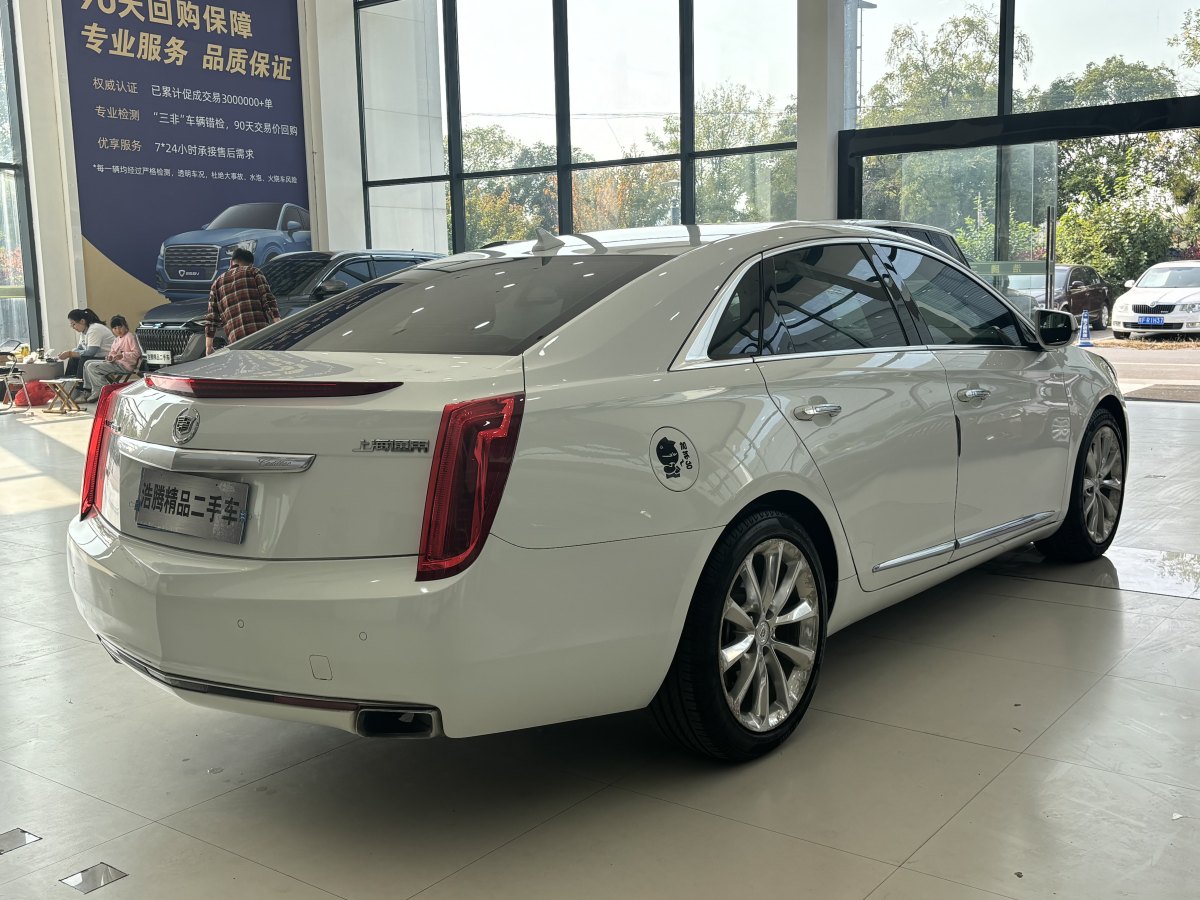 凱迪拉克 XTS  2013款 28T 領(lǐng)先型圖片