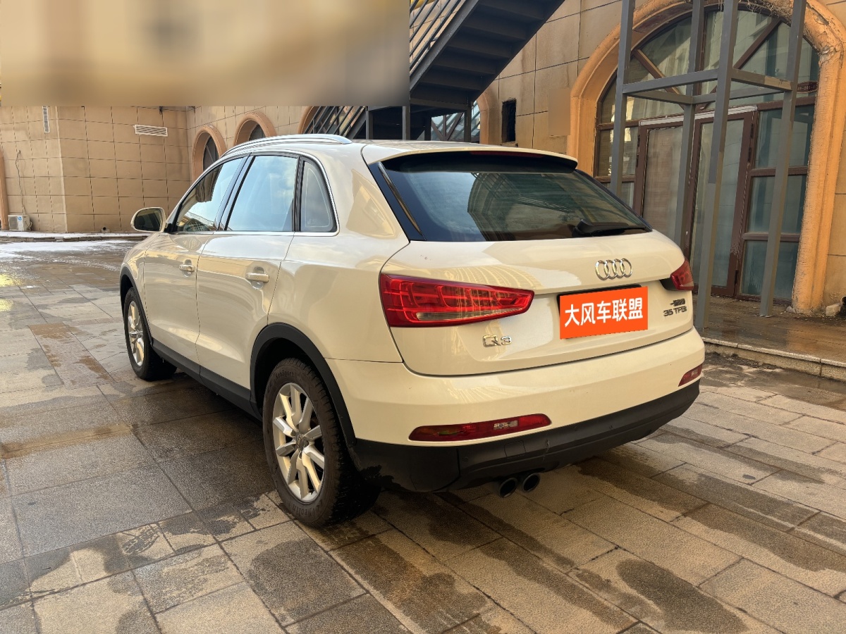 奥迪 奥迪Q3  2013款 35 TFSI 进取型图片