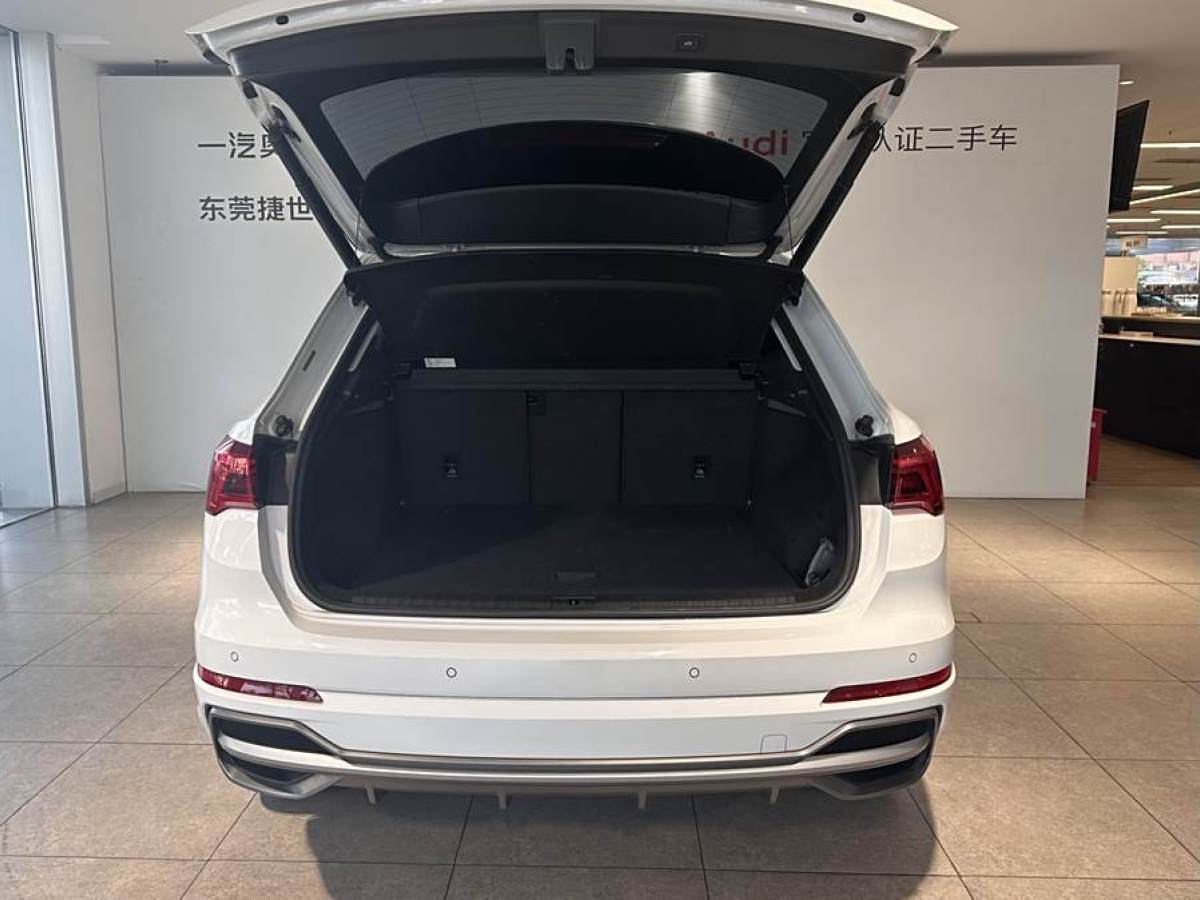 奧迪 奧迪Q3  2021款 35 TFSI 時尚動感型圖片