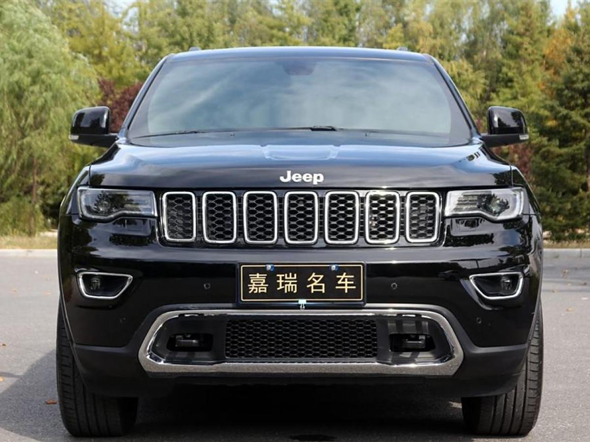 2020年1月Jeep 大切諾基  2020款 3.0L 專業(yè)導(dǎo)航版