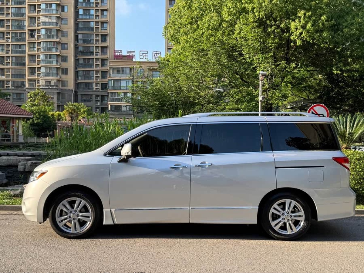 日產(chǎn) 貴士  2015款 3.5L SL圖片
