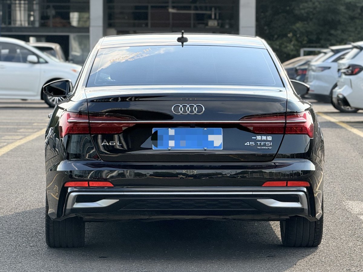 奧迪 奧迪A6L  2021款 45 TFSI quattro 臻選動感型圖片