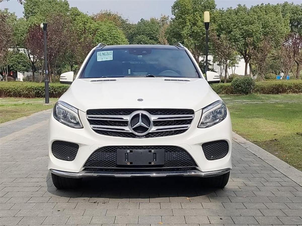 奔馳 奔馳GLE  2017款 GLE 320 4MATIC 豪華型圖片