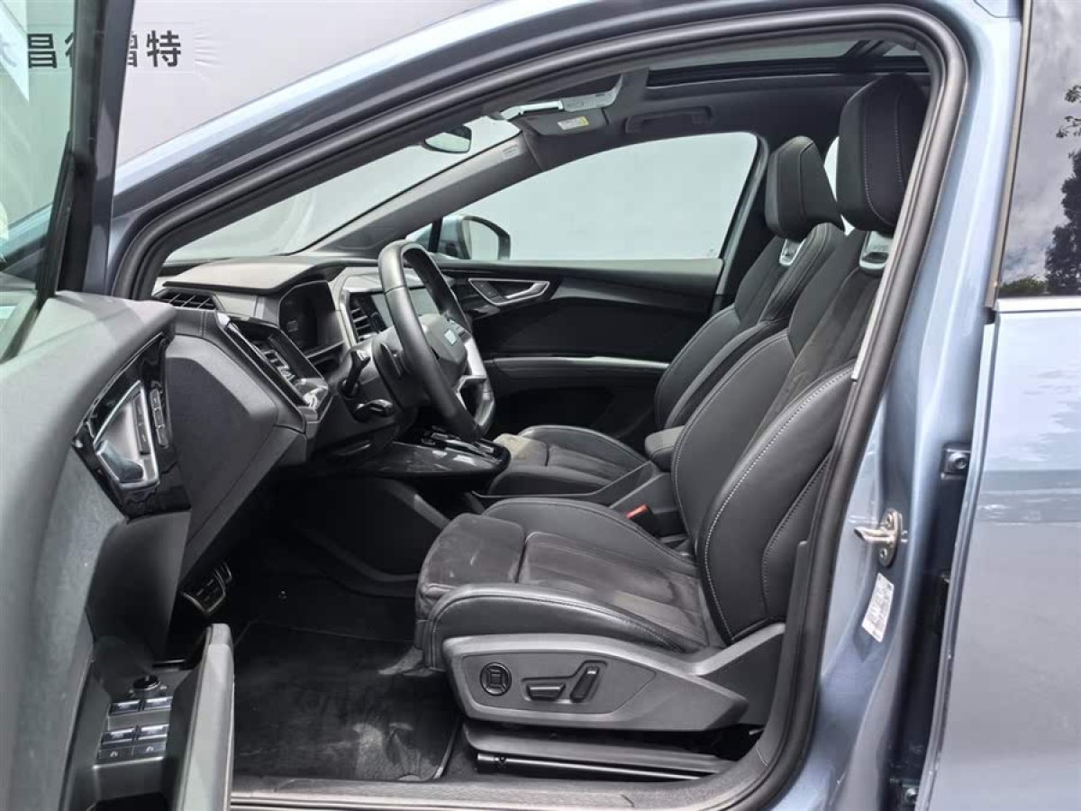 奧迪 奧迪Q4 e-tron  2022款 50 e-tron quattro 創(chuàng)境版圖片