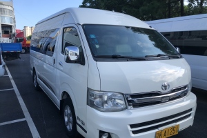 HIACE 丰田 2.7L自动标准版13座