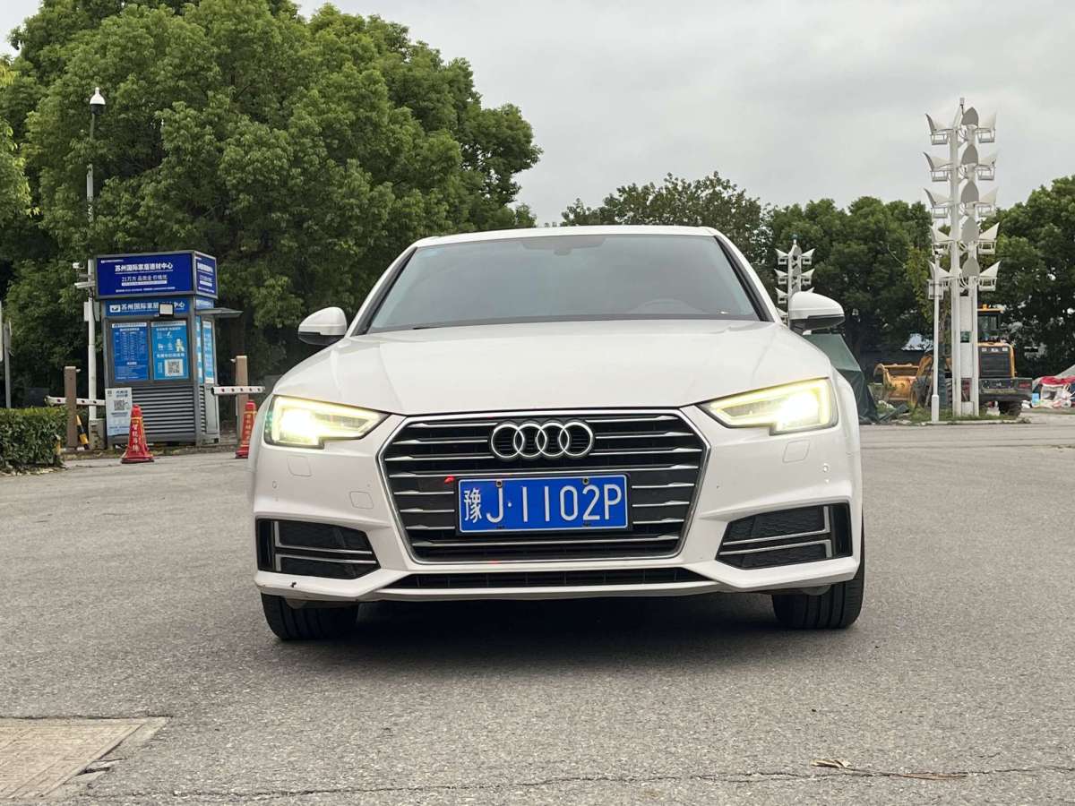 奧迪 奧迪A4L  2019款 40 TFSI 進(jìn)取型 國V圖片