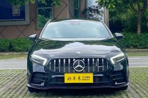 迈巴赫S级 奔驰 S 680 4MATIC Haute Voiture 限量高定版