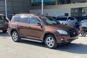 RAV4荣放 丰田 2.4L 自动四驱豪华版