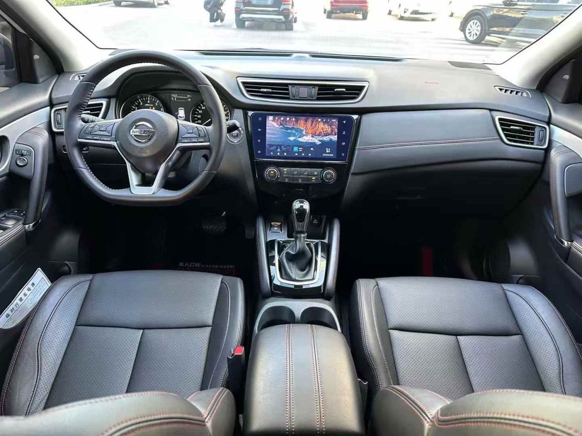 日產(chǎn) 逍客  2021款 2.0L CVT豪華版圖片