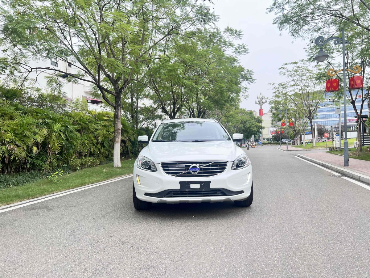 沃爾沃 XC60  2015款 T5 AWD 智遠(yuǎn)版圖片