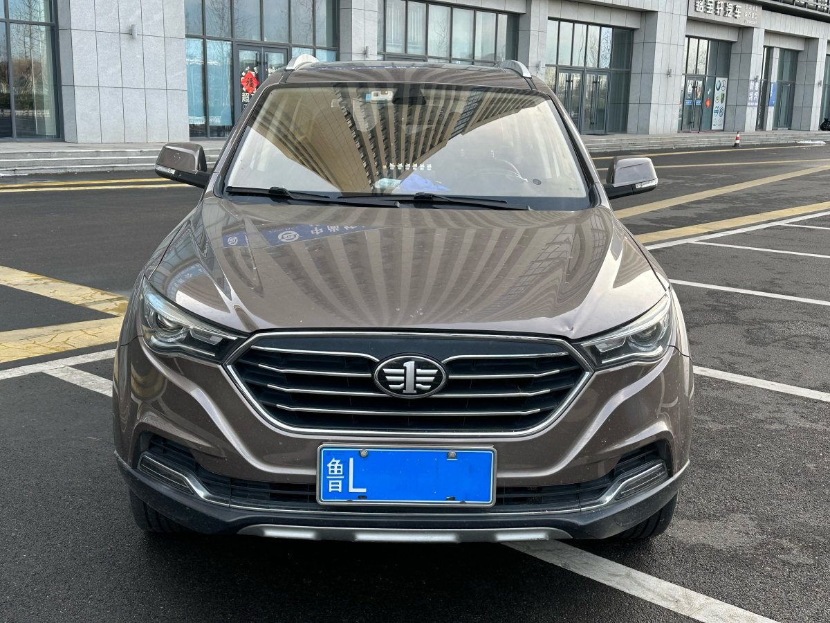 奔腾 X40  2019款 1.6L 手动豪华型图片