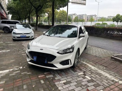 2021年03月 福特 福克斯 两厢 EcoBoost 180 自动锋潮型图片