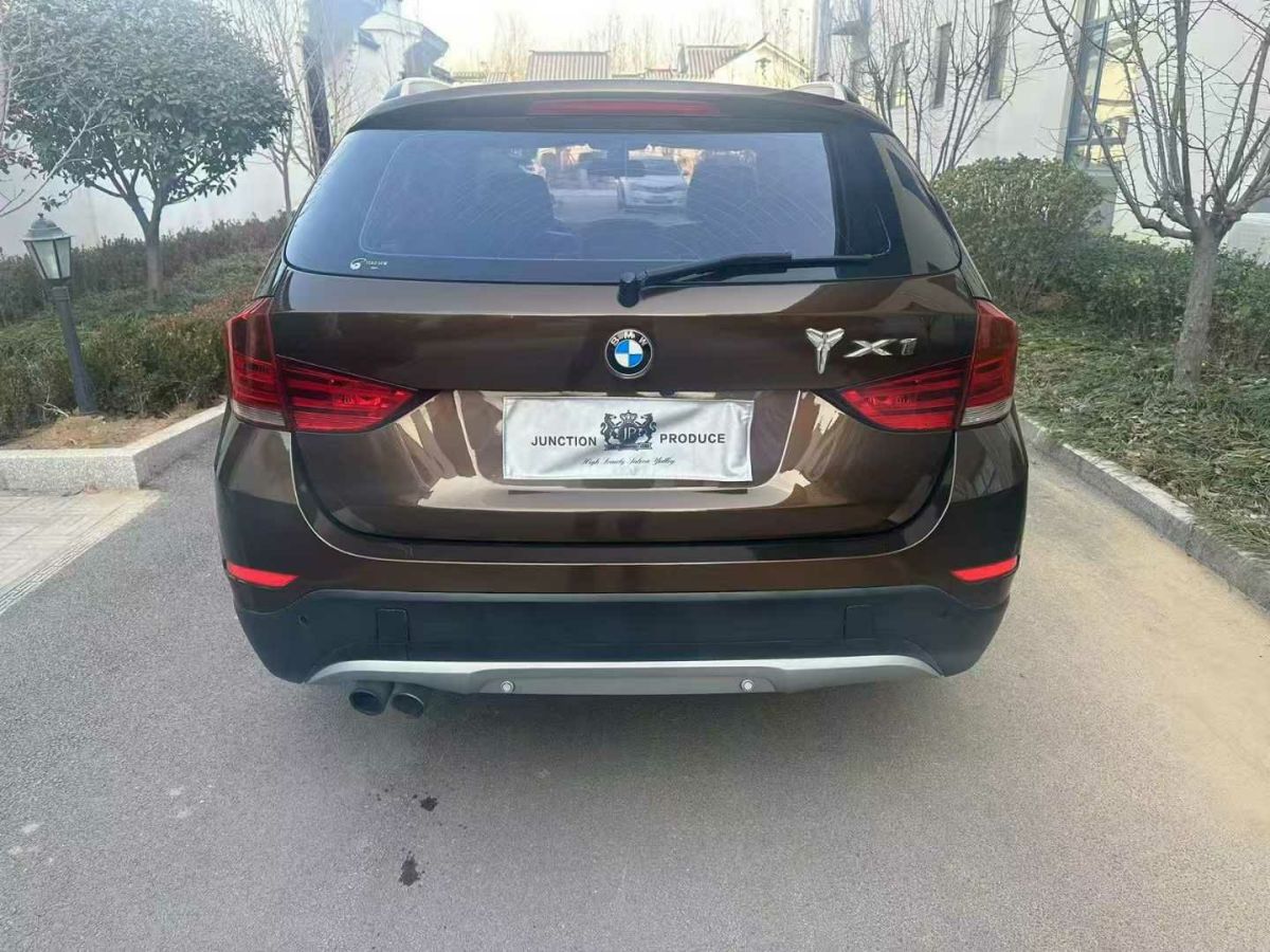 寶馬 寶馬X1  2015款 xDrive20i X套裝晉級(jí)版圖片